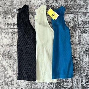 Women’s Target XS Workout Tank Bundle